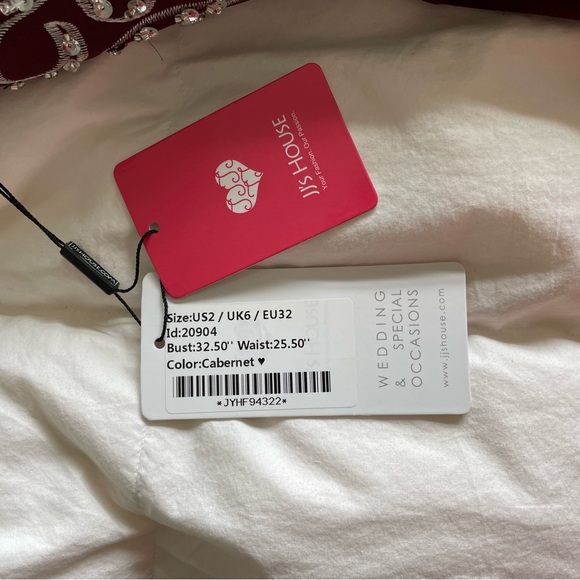 NWT JJ’s House A-line Gown Maroon Sequins Embroidered US2 - Picture 4 of 4